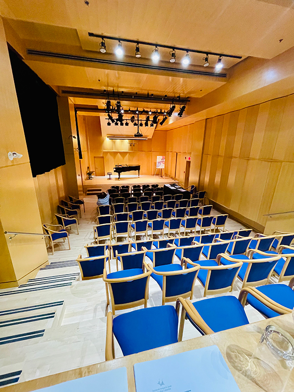 Membre du jury - Concours de musique du Canada (cordes) - img1